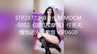 相当欧洲的女孩拿了一个漂亮的鸡巴 (64e6b64bde07d)