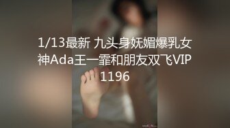 大奶美女 身材极品 在家撅着浑圆墩实大屁屁被小哥哥无套后入 操出白浆 射了满满一背