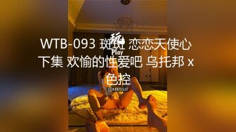 【YZWCD】YC187美女专心挑化妆品！弯腰CD蕾丝边粉内！