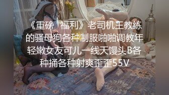 【新片速遞】 商场女厕全景偷拍长发小姐姐❤️张着大口的肥鲍鱼