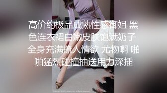 颜值不错短裤妹子，口交骑乘抱起来猛操休息完搞两炮