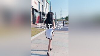 女主播偷偷潛入更衣室