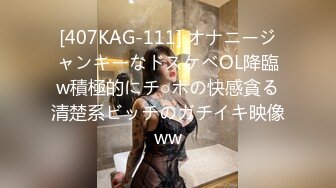 十月最新流出新城公园沟厕全景露脸沟厕偷拍美女尿尿??妹子看镜头