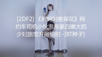 办公大楼女厕全景偷拍多位漂亮的美女职员各种姿势嘘嘘