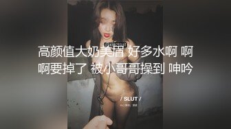 偷拍光天化日情侣在长椅上挑逗女友口交啪啪啪还换了几个体位