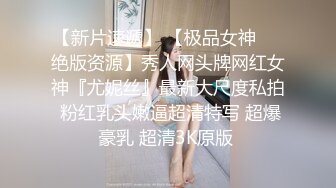 “你快停，我要喷了”美术老婆露脸，短裙肉丝后入内射