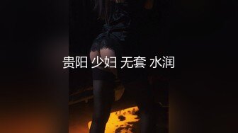 国内厕拍大神潜入路边沟厕正面偷拍几个美女尿尿性感高跟少妇一边吸烟一边看手机