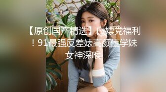   KTV下药迷翻单位的熟女同事 带回出租屋各种姿势玩她的骚B